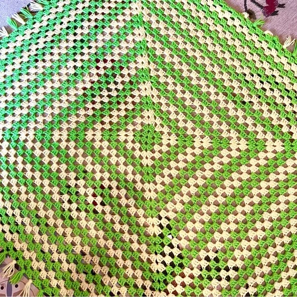 Vintage Sherbet Lemon Lime Handmade Crochet Afghan Throw Blanket 💛💚 - Picture 4 of 4
